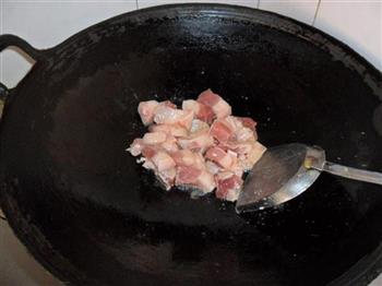 茶树菇红烧肉的做法步骤3