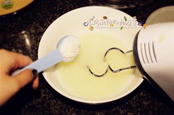 酸奶蛋糕的做法步骤8