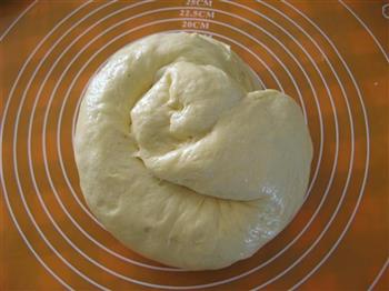 香芋蛋黄干果面包的做法步骤10