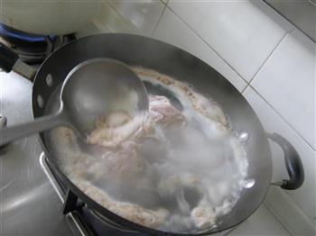 白菜粉丝羊肉汤的做法步骤2
