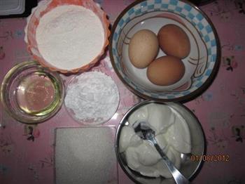 酸奶蛋糕的做法步骤1