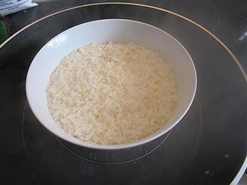 腊肉蒸糯米饭的做法步骤4