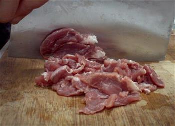 手工刮肉丸子的做法步骤1