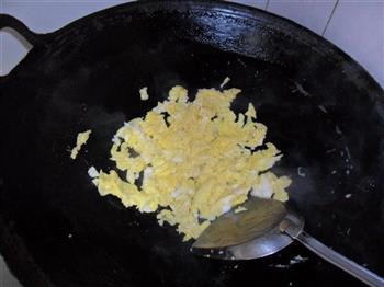 韭黄炒鸡蛋的做法图解4