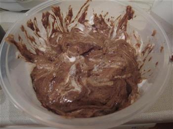 巧克力奶油蛋糕的做法步骤9