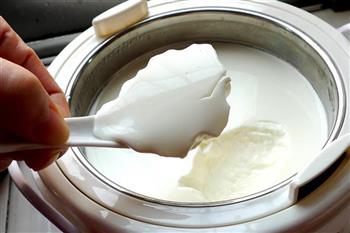 大果粒酸奶的做法步骤7