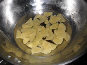 酱香豇豆土豆片的做法步骤4