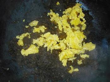 地皮菜炒鸡蛋的做法步骤6