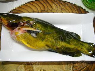 清蒸黄颡鱼的做法步骤2