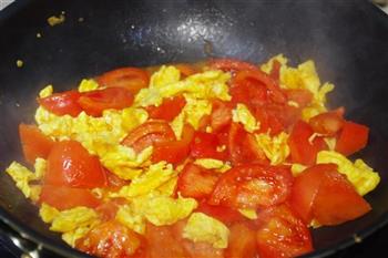 肖氏番茄炒蛋的做法步骤3