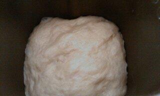 卡仕达辫子面包的做法步骤2