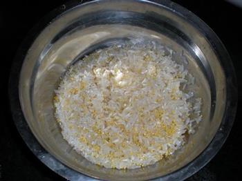 南瓜奶酪小米粥的做法步骤2