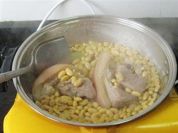 咸猪腿肉炖黄豆的做法图解10