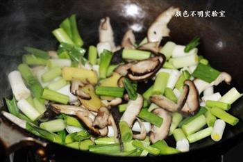 蒜苗香菇炒猪头肉的做法步骤4