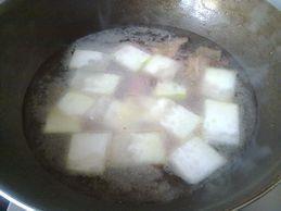 腊肉火腿冬瓜汤的做法步骤5