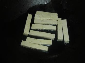 鱼香豆腐条的做法步骤2