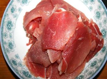 东北锅包肉的做法步骤2
