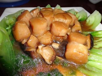 蒜肉香茹焖瑶柱的做法图解5
