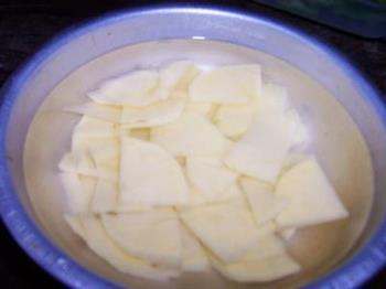 尖椒土豆片的做法步骤1
