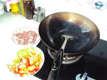 甜椒莴笋肉片的做法步骤1