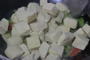 咖喱豆腐煲的做法步骤7