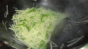 青椒酸辣土豆丝的做法步骤10
