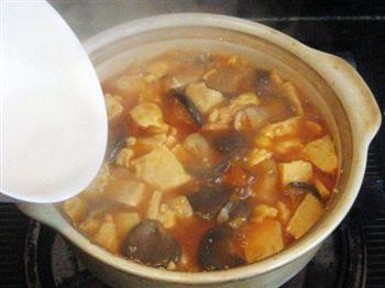 茄汁豆腐秀珍菇煲的做法步骤8