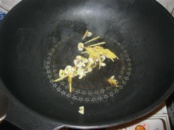 蒜香牡蛎的做法步骤2
