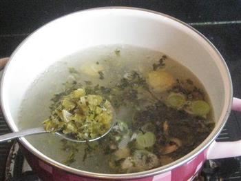 酸菜青鱼片汤的做法步骤6