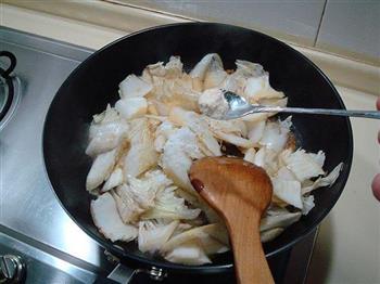 香菇肉片烧白菜的做法步骤8
