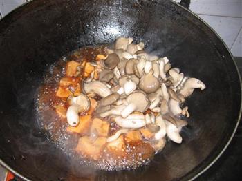 豆腐烧蘑菇的做法步骤4