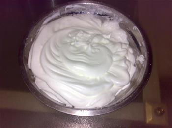 酸奶蛋糕卷的做法步骤3