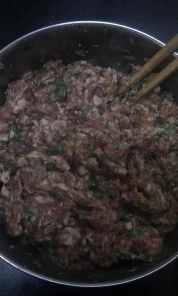 韭菜荸荠猪肉水饺的做法图解5