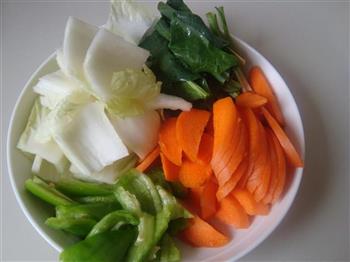 蔬菜宽粉炖牛肉的做法步骤5