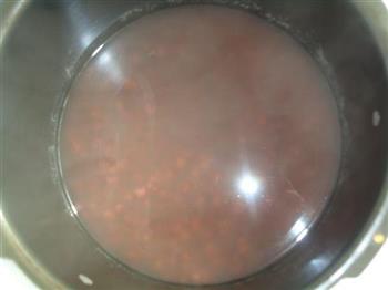 红豆薏米粥的做法步骤6