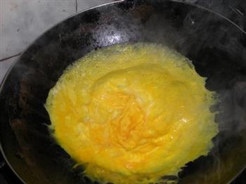 菠菜鸡蛋面的做法步骤4