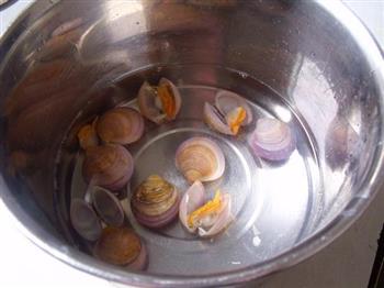蛤蜊蒸蛋的做法步骤1
