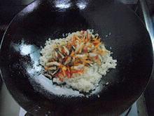 生炒糯米饭的做法步骤11
