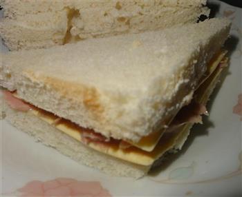 金枪鱼三明治的做法步骤8