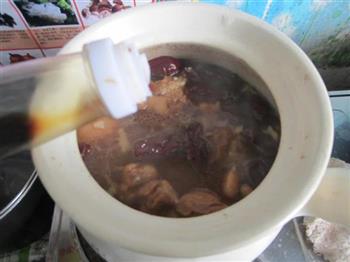 栗子红枣蹄花汤的做法步骤9