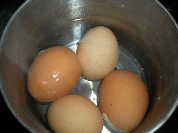 桂圆莲子鸡蛋羹的做法步骤3