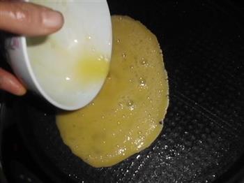 土豆丝蛋卷饼的做法步骤5