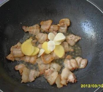 香菇炒肉的做法步骤7