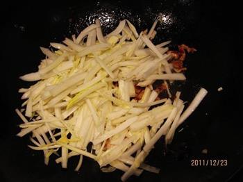 黄豆酱炒海带白菜的做法图解6