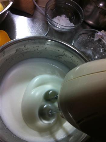 八寸椰汁戚风蛋糕的做法步骤9