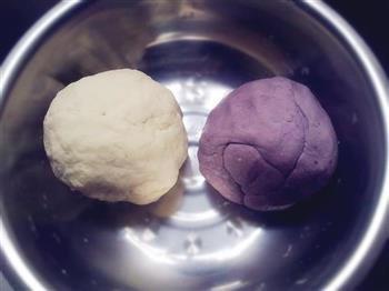 紫薯双色馒头的做法图解4