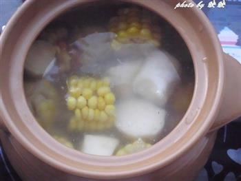 山药玉米肉丸汤的做法步骤4