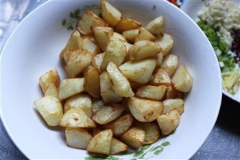 麻辣土豆块的做法步骤4