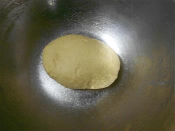 牛角面包的做法图解2