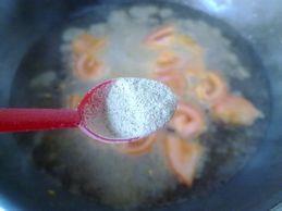 肉丝番茄鸡蛋汤的做法步骤7